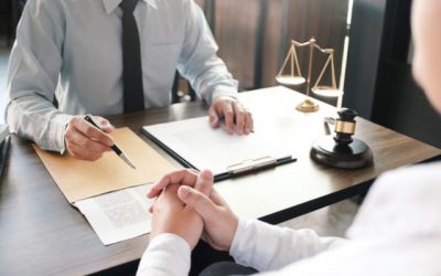 Tranh chấp doanh nghiệp: Thời điểm nào nên thuê luật sư?